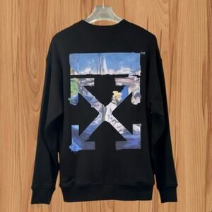 Men's Classic Off-White Sweatshirt Black